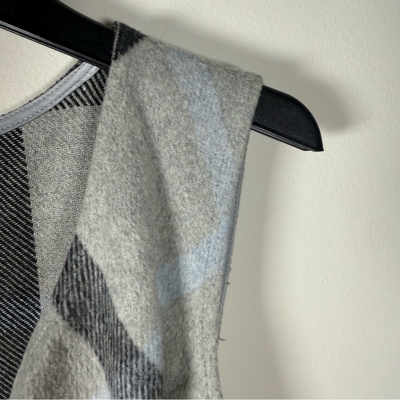 Favlux Long Wool Blend Gray Blue Plaid Cardigan Sweater Vest Size Large - Picture 4 of 14